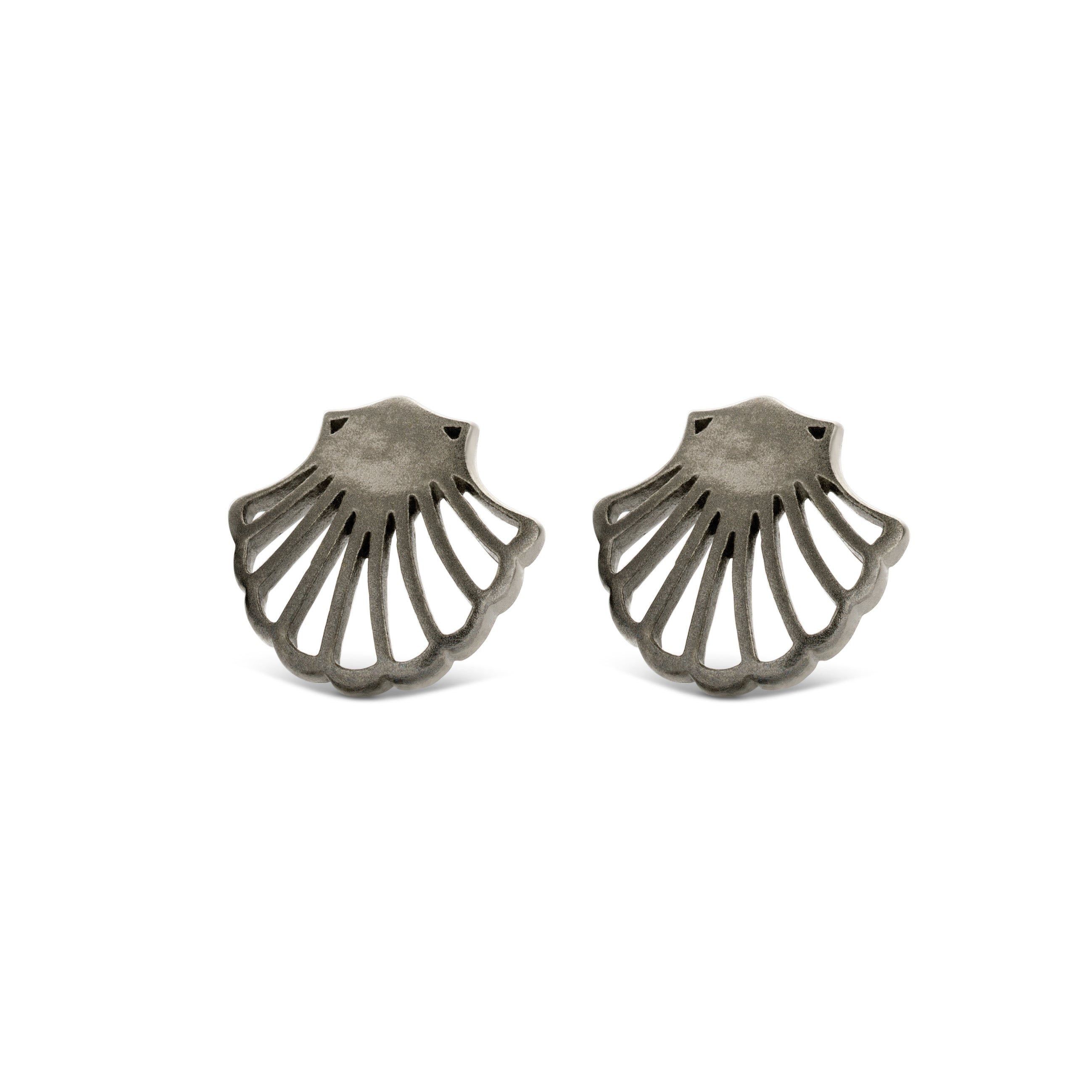 SHELL STUD BL