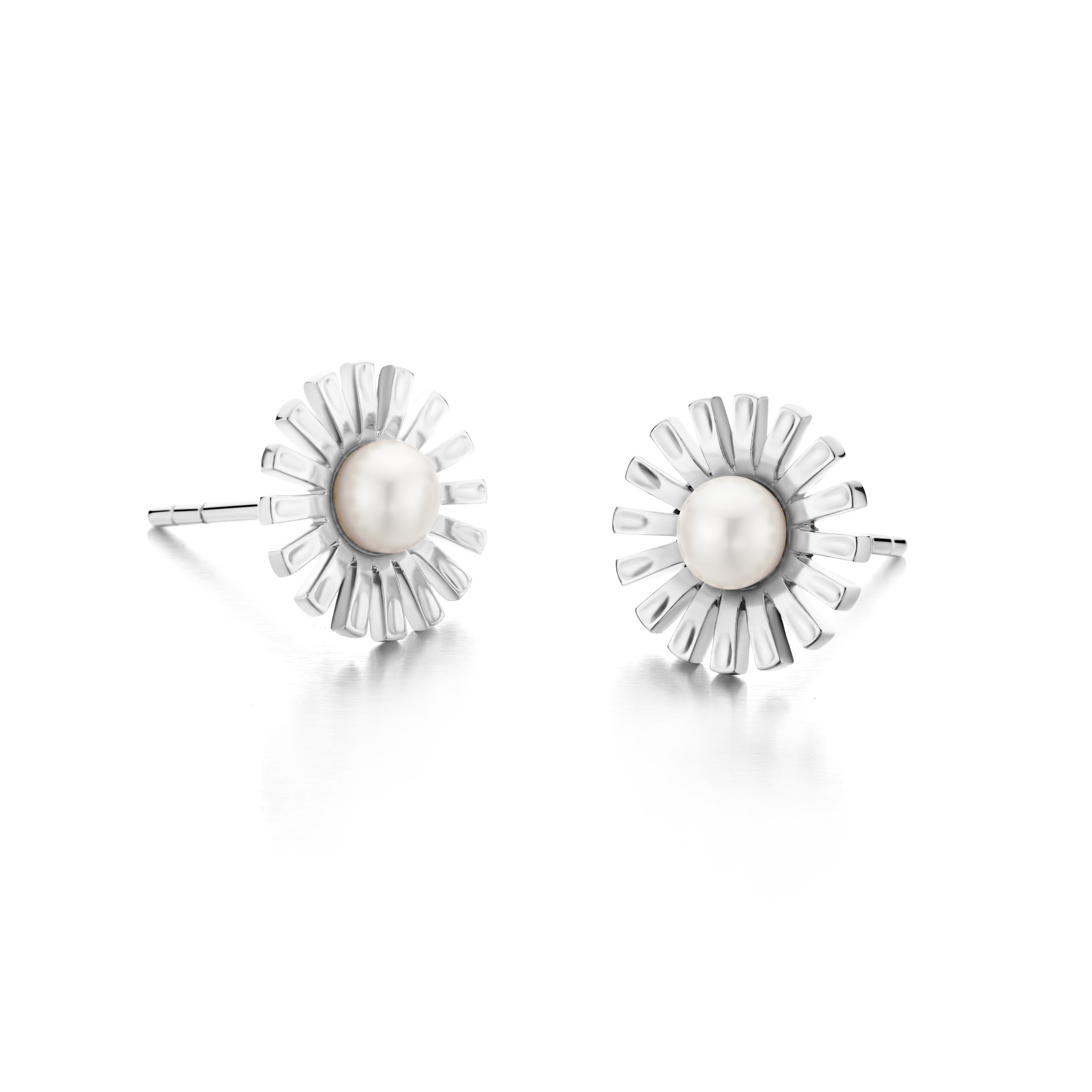 DAISY STUD-1