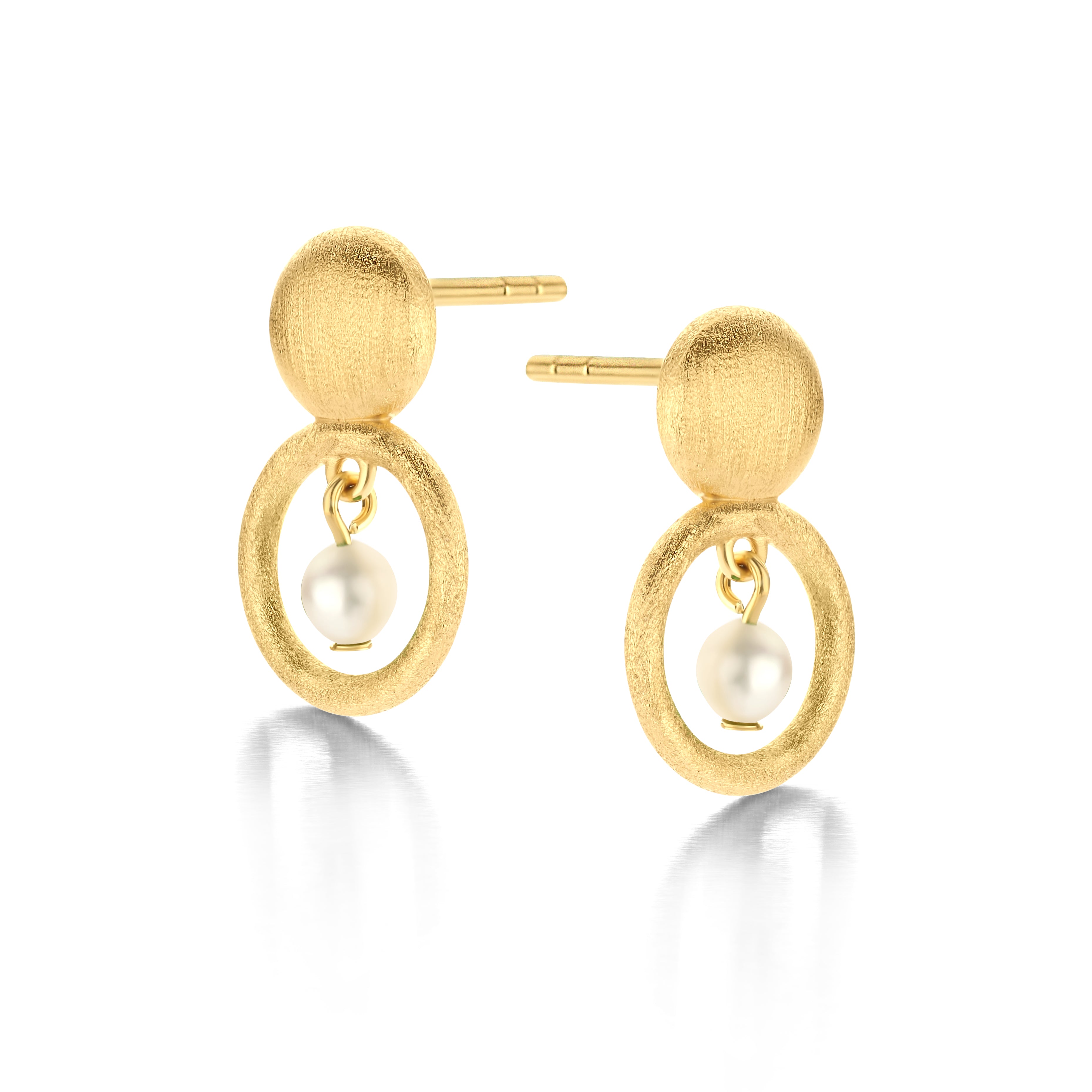 ANNIKA STUD PEARL-1